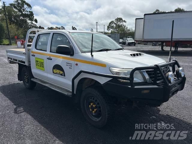 Toyota HiLux 皮卡车