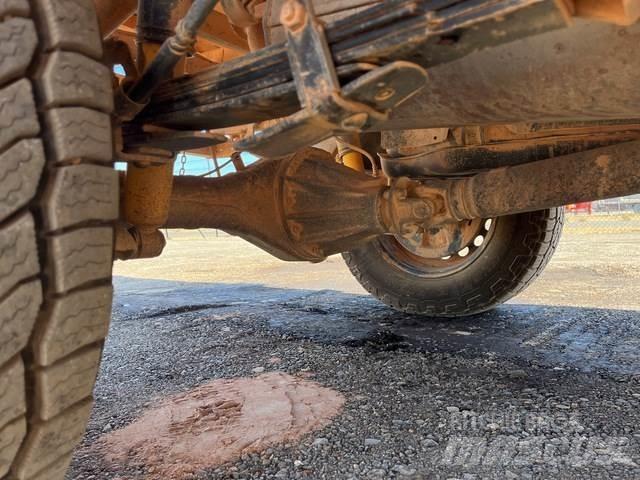 Toyota HiLux 皮卡车