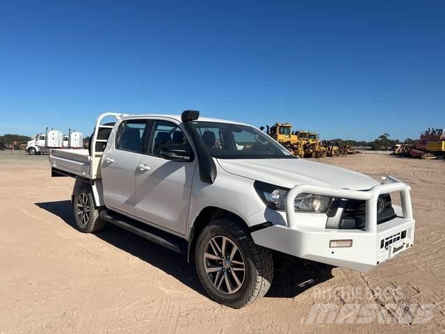 Toyota Hilux 皮卡车