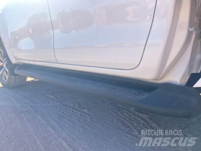 Toyota Hilux 皮卡车