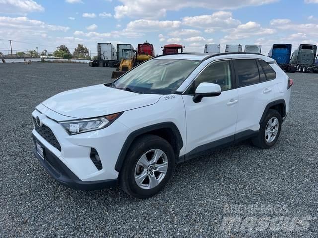 Toyota RAV4 汽车