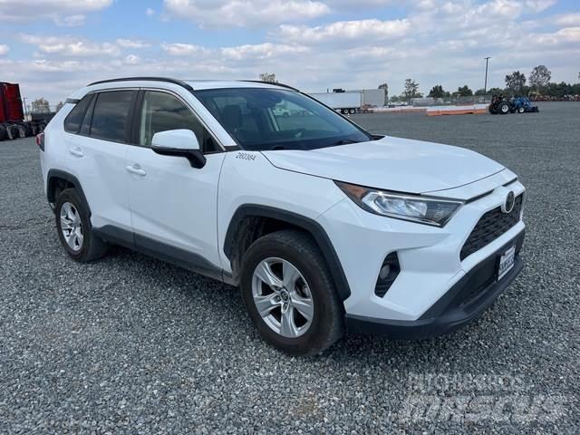 Toyota RAV4 汽车