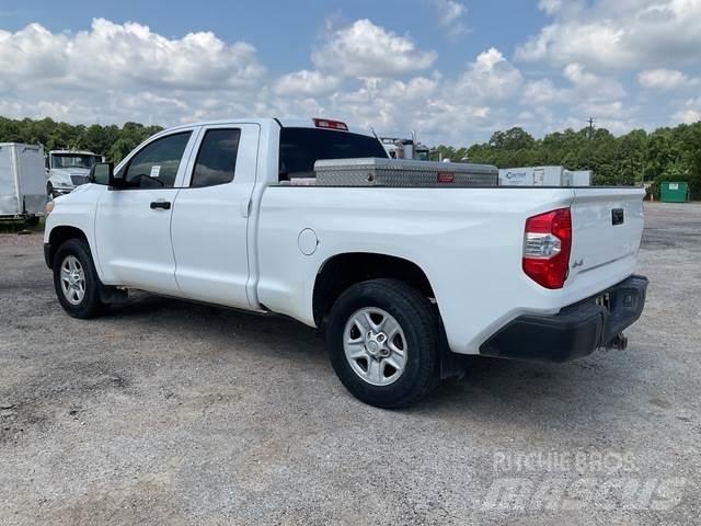 Toyota Tundra 其他