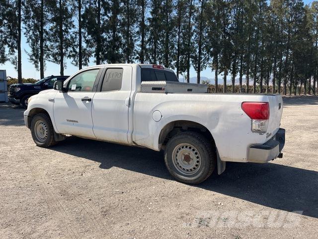 Toyota Tundra 其他