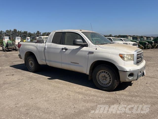 Toyota Tundra 其他