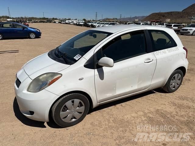 Toyota Yaris 汽车