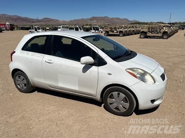 Toyota Yaris 汽车