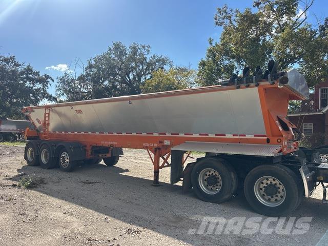 Trail King  自装卸半拖车