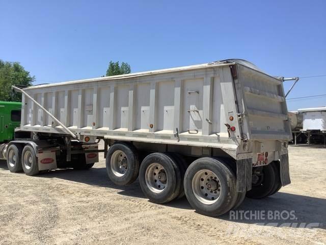 Travis S96 自卸拖车