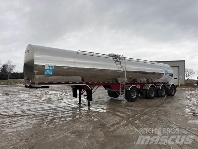 Tremcar  罐式拖车