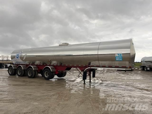 Tremcar  罐式拖车