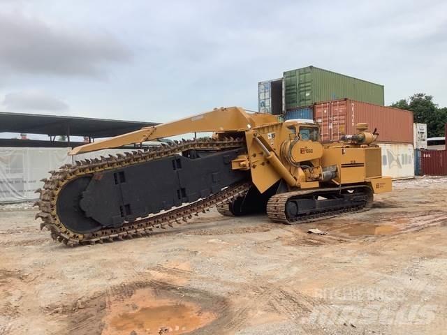 Trencor 1060 挖沟机