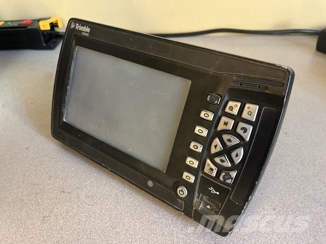 Trimble CB460 建筑机械-其他