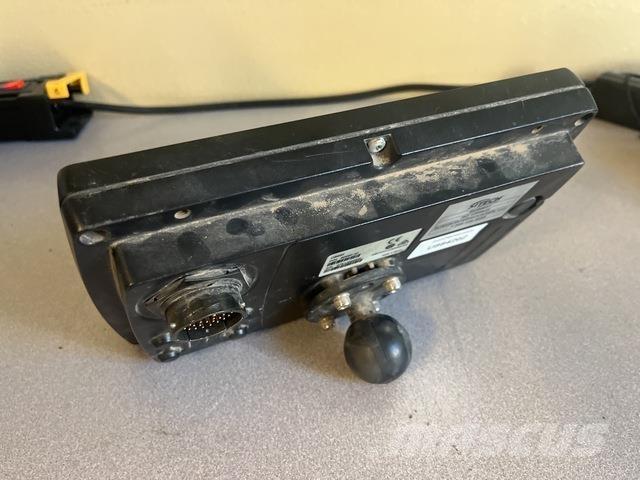 Trimble CB460 建筑机械-其他