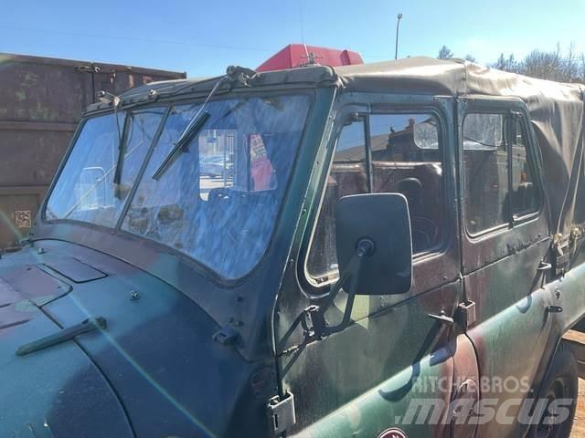  UAZ 469B 汽车