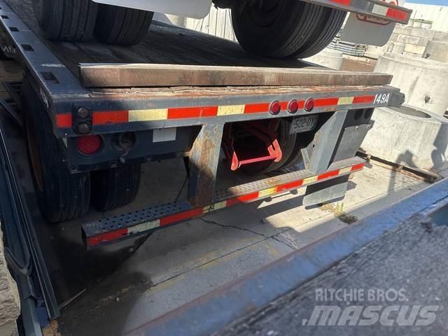 Utility  自卸半挂车