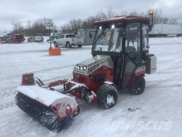 Ventrac 4520N 小型拖拉机
