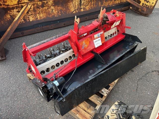 Ventrac EA600 通风机和垂直割草机