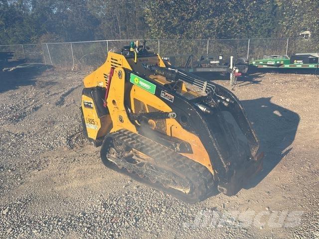 Vermeer S925TX 滑移装载机