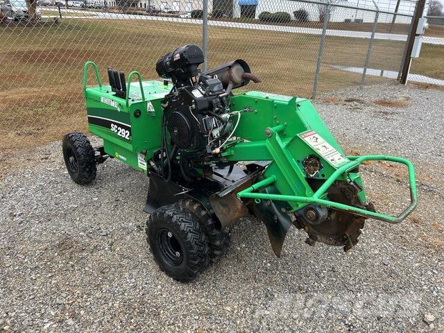 Vermeer SC292 木材粉碎机