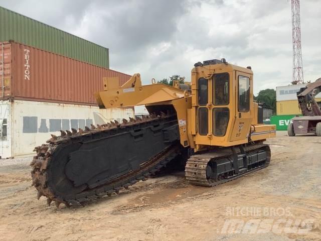 Vermeer T755TR 挖沟机