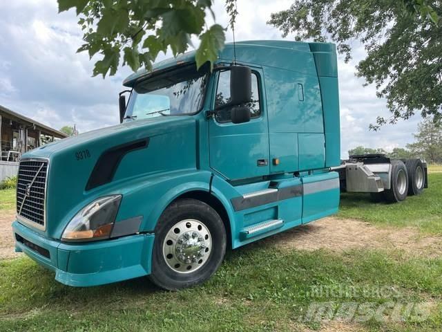 Volvo  牵引车
