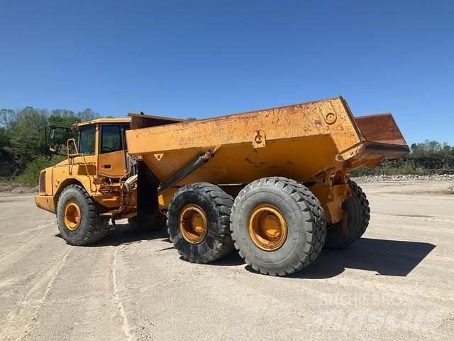 Volvo A25D 铰接式自卸车
