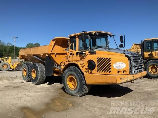 Volvo A25D 铰接式自卸车