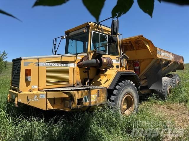 Volvo A30C 铰接式自卸车