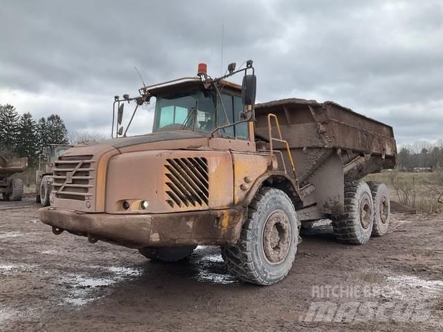 Volvo A30D 铰接式自卸车