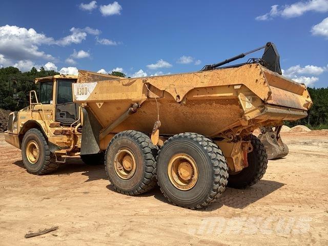Volvo A30D 铰接式自卸车