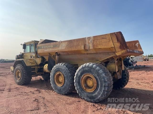 Volvo A35 铰接式自卸车