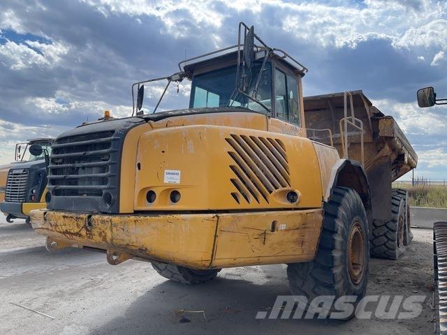 Volvo A35D 铰接式自卸车
