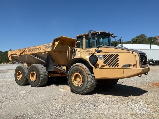 Volvo A40D 铰接式自卸车