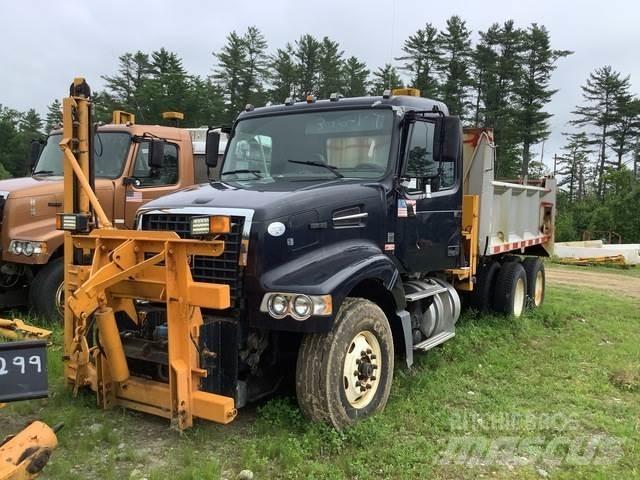 Volvo BM VHD 推雪机