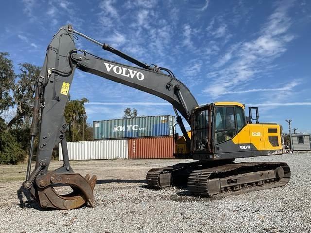 Volvo EC220EL 履带挖掘机
