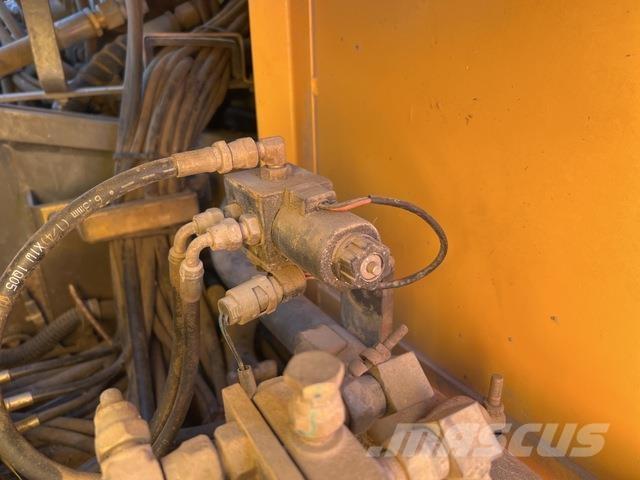 Volvo EC290BLC 履带挖掘机