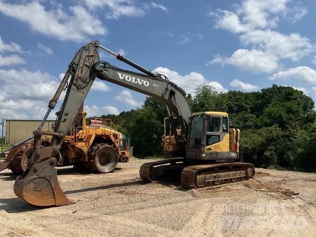 Volvo ECR235CL 履带挖掘机