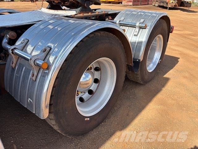 Volvo FH16 牵引车