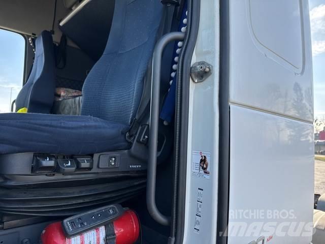 Volvo FH480 牵引车