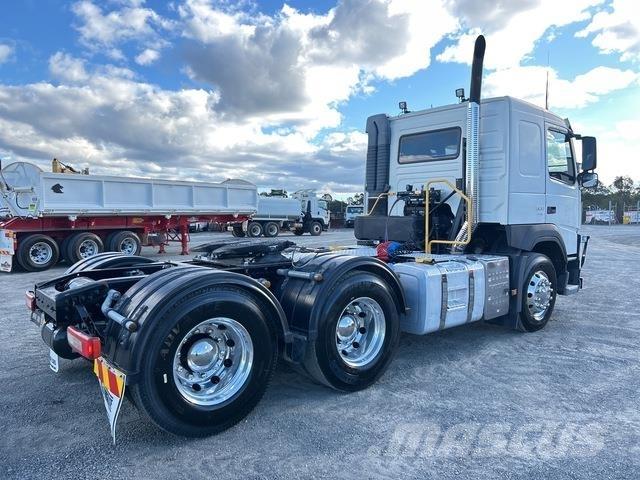 Volvo FM13 牵引车
