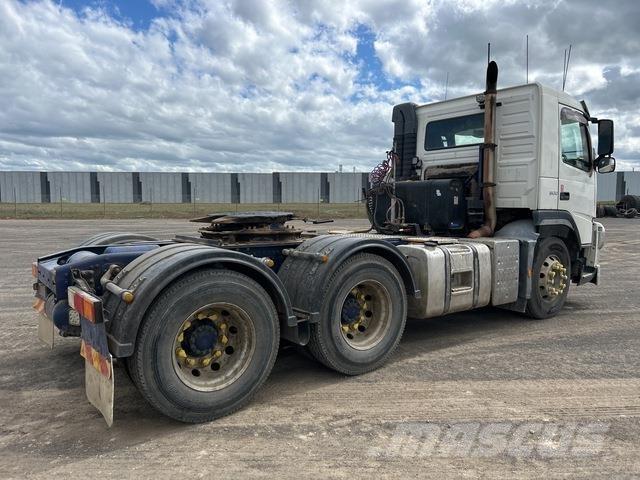Volvo FM13 牵引车