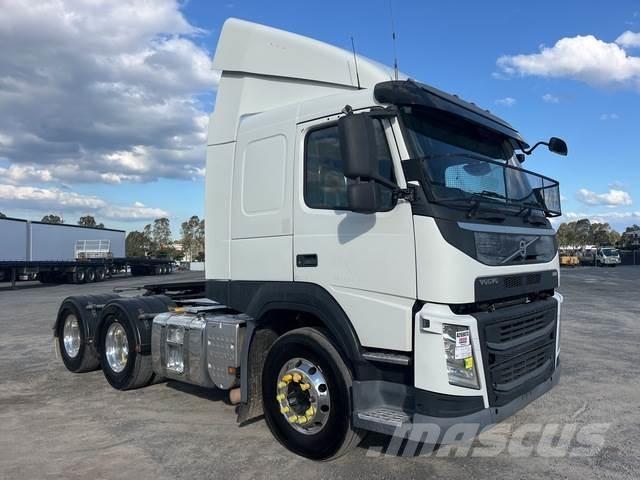 Volvo FM450 牵引车