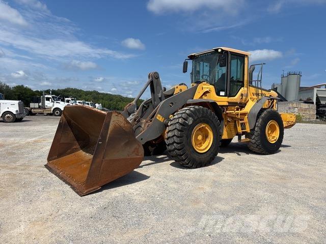 Volvo L120F 轮式装载机