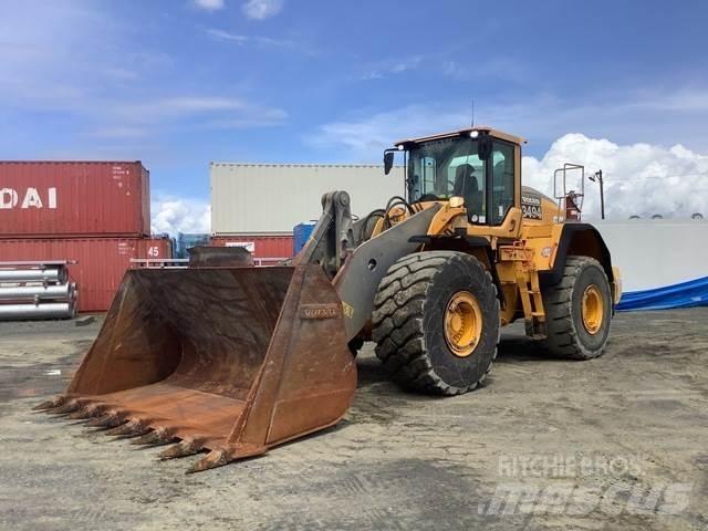 Volvo L220H 轮式装载机