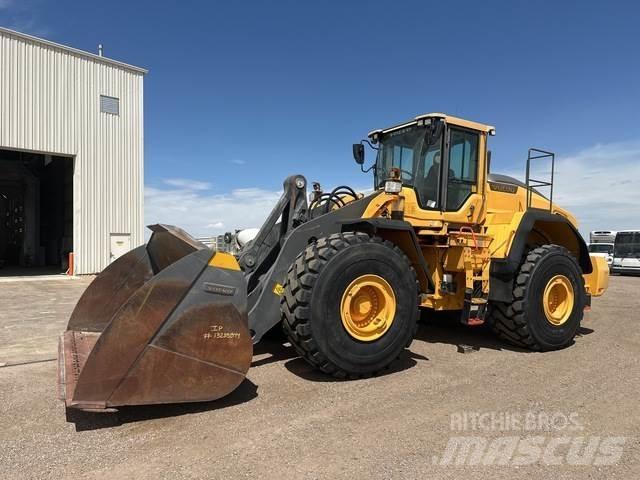 Volvo L220H 轮式装载机
