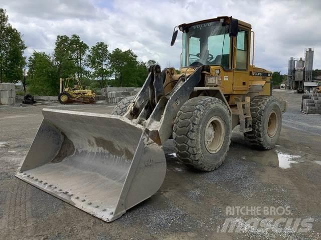 Volvo L70D 轮式装载机