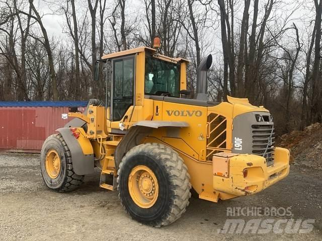 Volvo L90F 轮式装载机