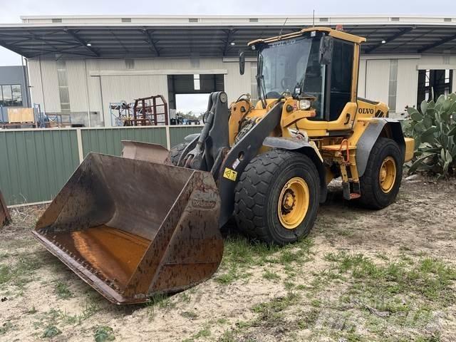 Volvo L90F 轮式装载机