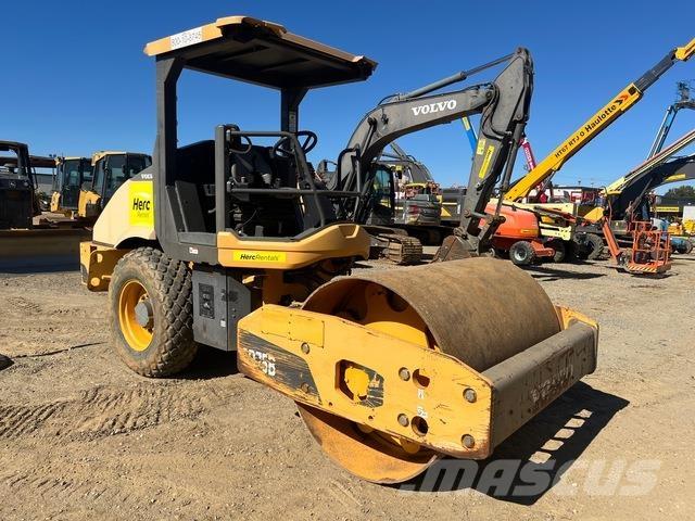 Volvo SD75B 单轮压路机